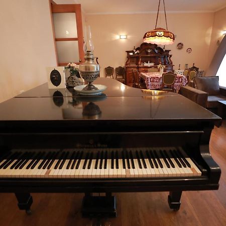 Apartment At 12 Baratashvili Street ティビリシ エクステリア 写真