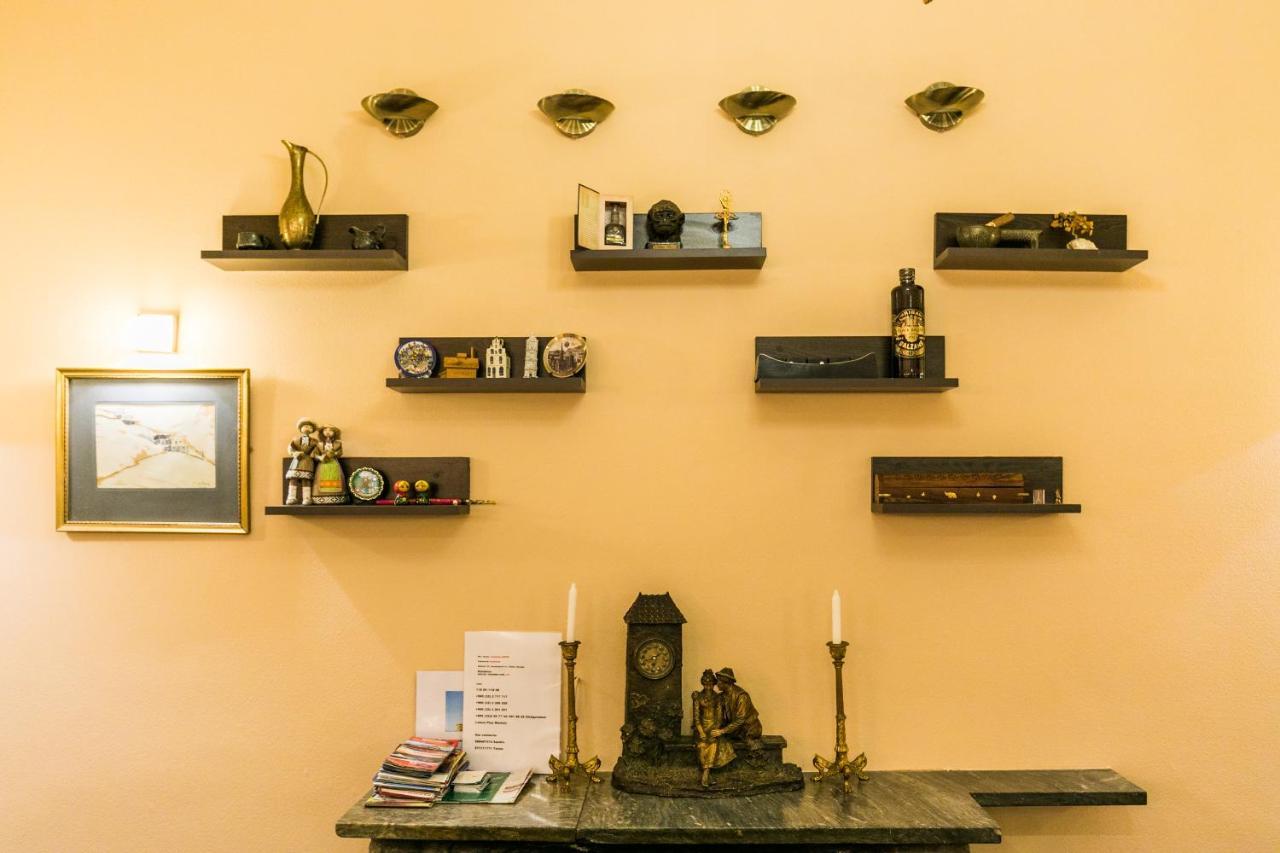 Apartment At 12 Baratashvili Street ティビリシ エクステリア 写真